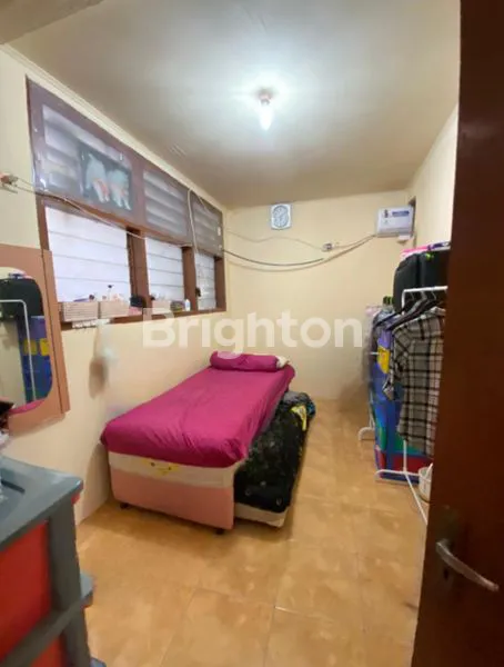 image RUMAH TANAH SEREAL TAMBORA 2 LANTAI JAKARAT BARAT (3)