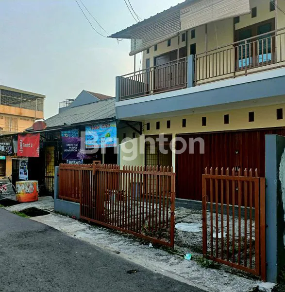 RUMAH SIAP HUNI & COCOK UNTUK USAHA  DI PONDOK PINANG