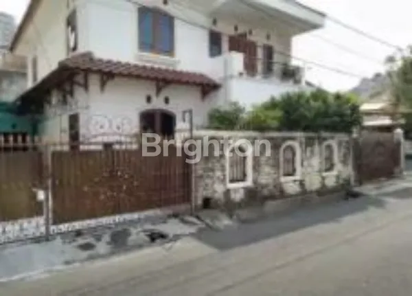 image RUMAH DEKAT BINUS PINGGIR JALAN JAKARTA BARAT (1)