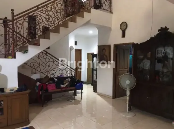 image RUMAH DEKAT BINUS PINGGIR JALAN JAKARTA BARAT (4)
