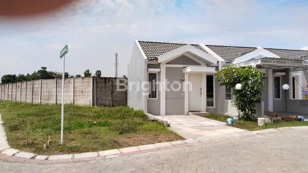 image RUMAH CANTIK SIAP HUNI (2)