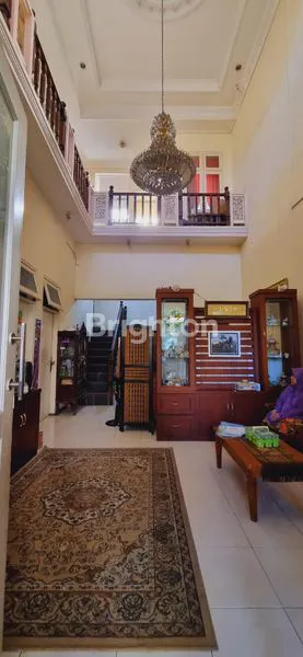 image RUMAH 2½ LANTAI DI PALM SPRING REGENCY (2)