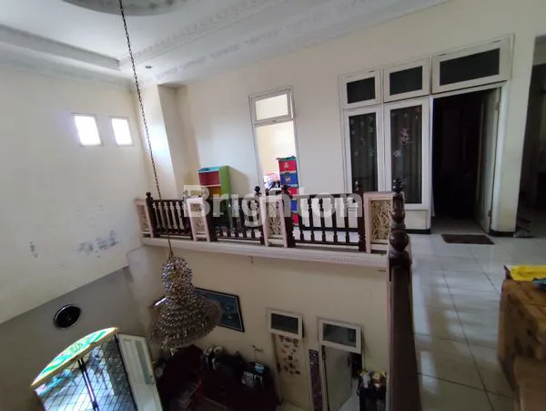 image RUMAH 2½ LANTAI DI PALM SPRING REGENCY (8)