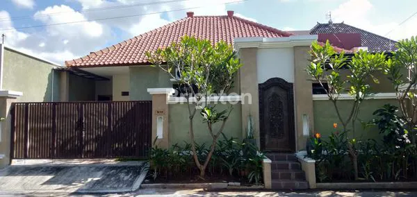 image VILLA DEKAT PANTAI (1)