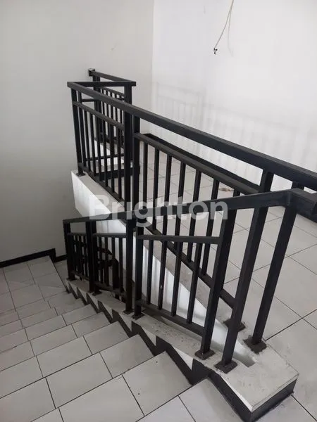 image RUKO STRATEGIS DI JL. RAYA MAJAPAHIT, LT 120M² (2)