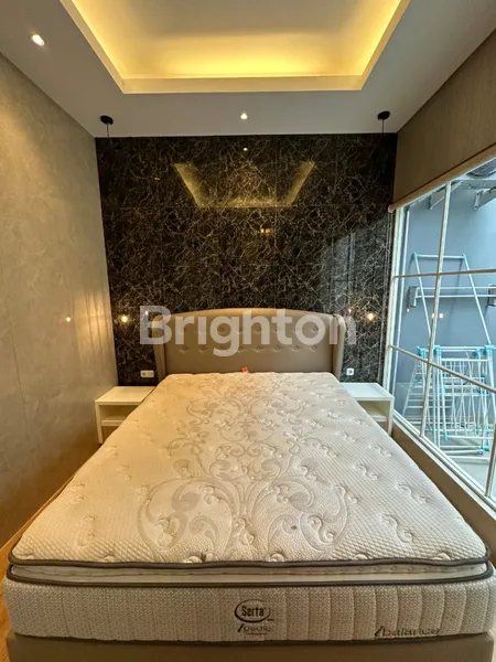 image RUMAH CANTIK 2 LANTAI FULL FURNISHED DI PERUMAHAN WISATA SEMANGGI RUNGKUT -  SURABAYA TIMUR (6)