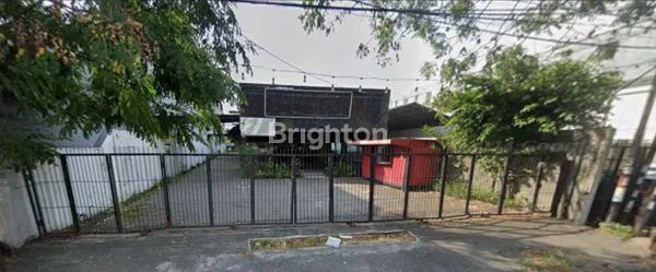 BANGUNAN EX RESTO SIAP PAKAI ARIEF RAHMAN HAKIM DEKAT GALAXY MALL ARAYA RAYA MERR