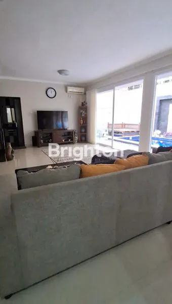 image RUMAH MEWAH (6)