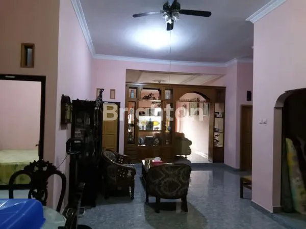 image RUMAH CAKEP LOKASI NYAMAN DI CIMANGGIS DEPOK (2)