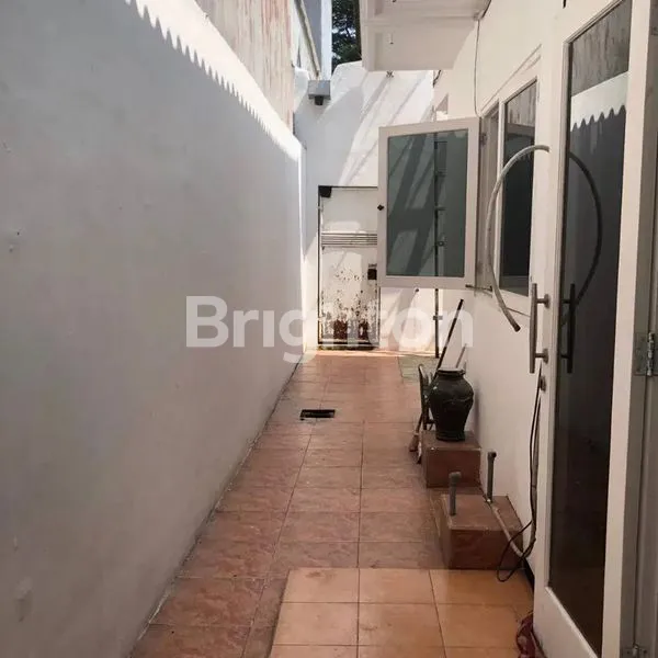 image RUMAH DI TAMAN PONDOK INDAH SIAP HUNI (7)