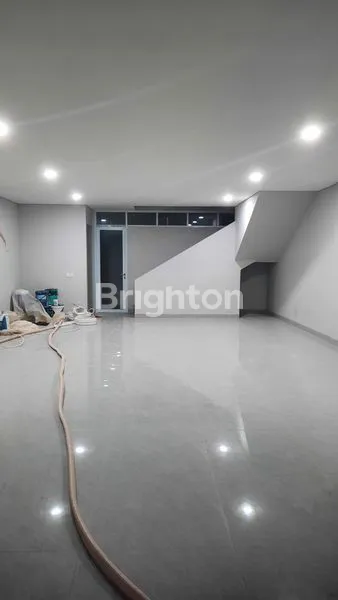 RUKO MEGAH MAINROAD JALAN KEBON KAWUNG