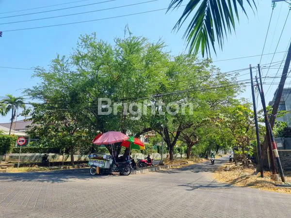 image TANAH KAVLING RAYA DARMO PERMAI 3 HOOK PUNCAK PERMAI DEKAT HOKKY SUPERMARKET, PASAR MODERN, SWIMMING FITNESS CENTER, MALL, JALAN TOL, PUSAT BISNIS DAN KOMERSIAL (5)