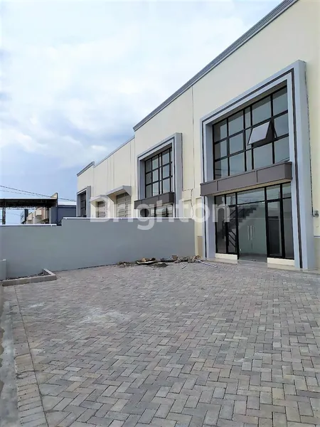 image PERGUDANGAN MODERN  READY UNIT, DI LINGKAR TIMUR SIDOARJO (1)