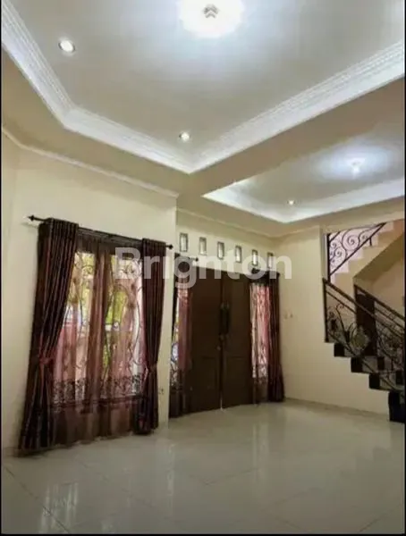 image RUMAH MEWAH DAN LUAS 2 LANTAI DI KAYU PUTIH, PULO GADUNG, JAKARTA TIMUR  EC29-724 (4)