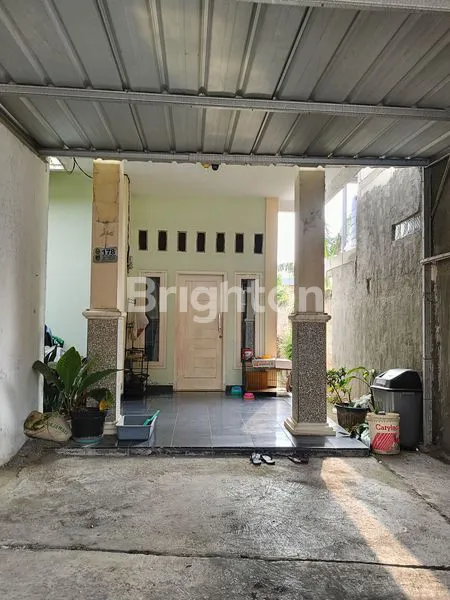 image RUMAH TINGGAL ADA KIOS DI DEPAN COCOK UNTUK USAHA (3)