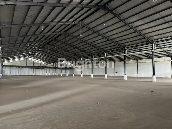 image GUDANG NOL JALAN AREA ROMOKALISARI ROW LEBAR PERGUDANGAN PRIBADI SIAP PAKAI DEKAT TOL AKSES KONTAINER READY BEBERAPA OPSI (1)