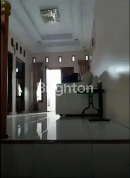 image DIJUAL CEPAT RUMAH 2LANTAI CIPONDOH (3)