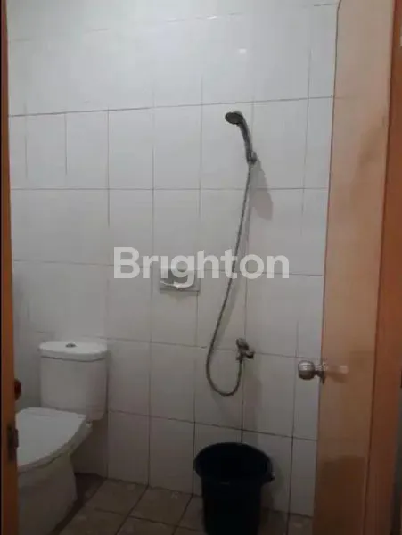 image DIJUAL CEPAT RUMAH 2LANTAI CIPONDOH (5)