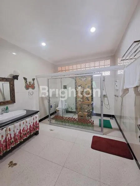 image RUMAH MEWAH RASA VILA DI PERUMAHAN PUPUK (5)