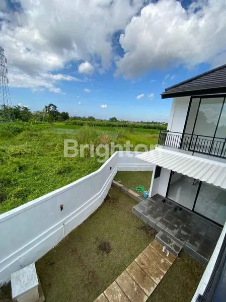image VILLA CANTIK BARU 2 LANTAI DEKAT UBUD, 4 KAMAR TIDUR, VIEW SAWAH DI SUKAWATI GIANYAR (3)