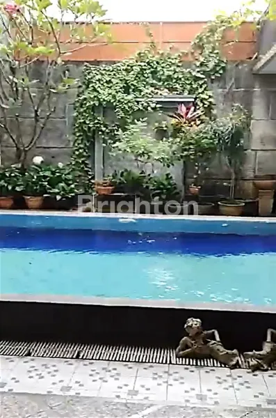 image RUMAH BSD GRIYA LOKA LUAS BANYAK KAMAR ADA KOLAM RENANG LOKASI STRATEGIS (4)
