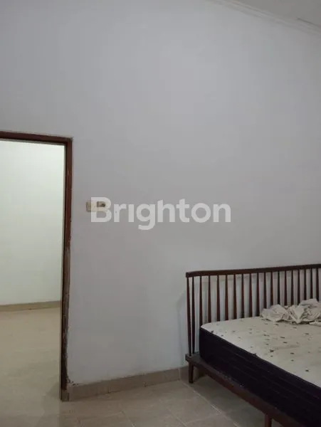 image RUMAH DI KENDALSARI PRATAMA PENJARINGAN RUNGKUT  (8)