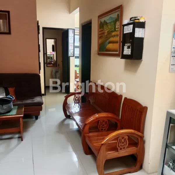 image RUMAH NDALEM KALENGAN (6)