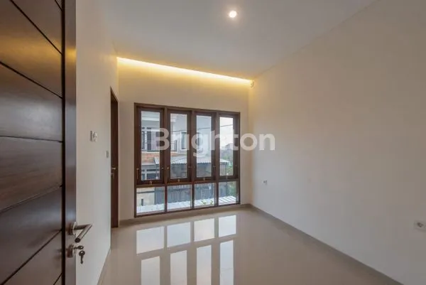image RUMAH BARU RASA VILLA  (3)