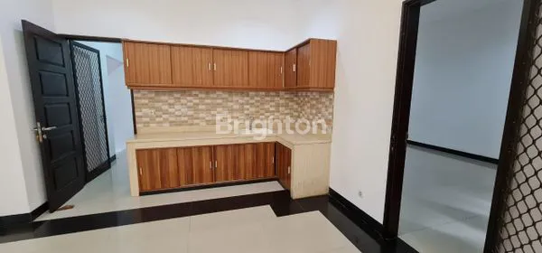 image RUMAH CANTIK TERAWAT  (2)