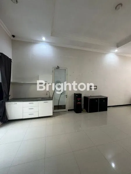 image RUMAH BAGUS TERAWAT MANYAR TIRTOMOYO DEKAT MANYAR INDAH, MANYAR KARTIKA, MANYAR JAYA, MANYAR TIRTOYOSO, MANYAR TIRTOASRI, MANYAR TOMPOTIKA, MANYAR REJO, KLAMPIS WISMA MUKTI (3)