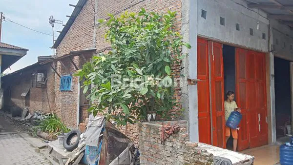 image RUMAH 1/2 JADI JL. TITI PAPAN KOSONG MEDAN MARELAN (2)