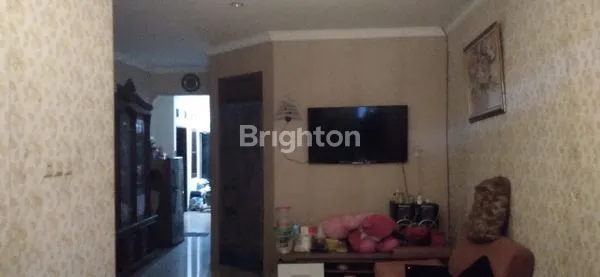 image RUMAH SIAP HUNI TATAKA PURI CURUG TANGERANG  (6)