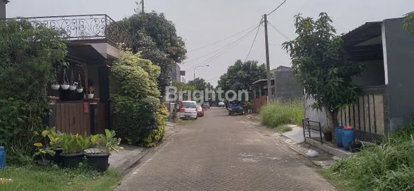 image RUMAH SIAP HUNI TATAKA PURI CURUG TANGERANG  (2)