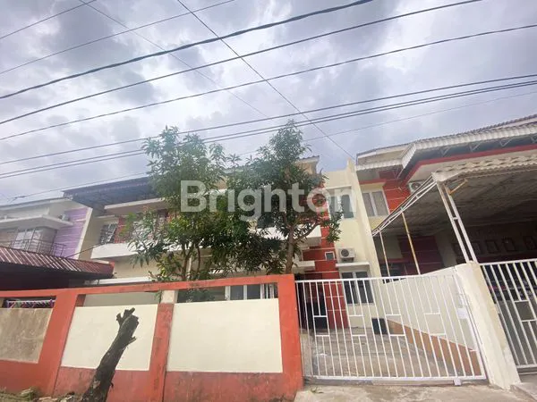 image JUAL CEPAT RUMAH 2 LANTAI NEGO SAMPAI DEAL (1)