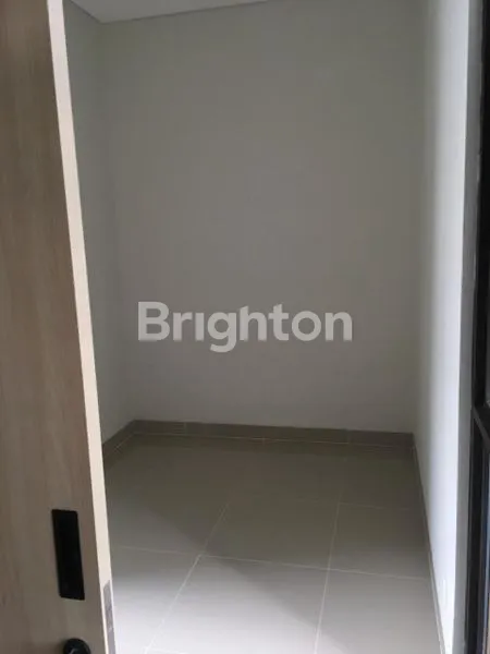 image RUMAH BARU SIAP HUNI SEMI FURNISHED CLUSTER FLORA SUMMARECON BANDUNG (4)