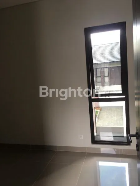 image RUMAH BARU SIAP HUNI SEMI FURNISHED CLUSTER FLORA SUMMARECON BANDUNG (2)
