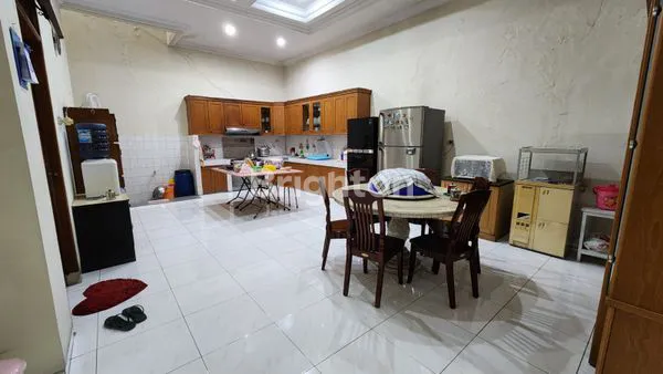 image RUMAH SUNTER AGUNG JAKARTA UTARA-2 LANTAI & SIAP HUNI (5)