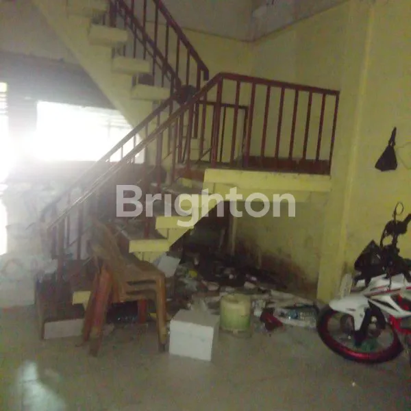 image RUMAH TEMPAT USAHA DAN TEMPAT TINGGAL (5)