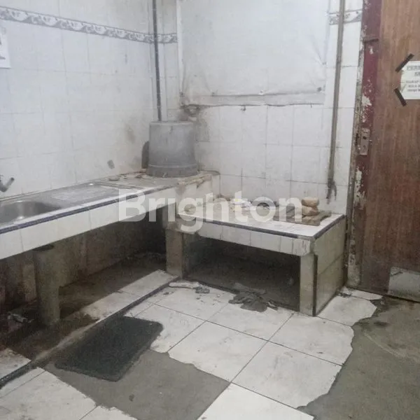 image RUMAH TEMPAT USAHA DAN TEMPAT TINGGAL (6)