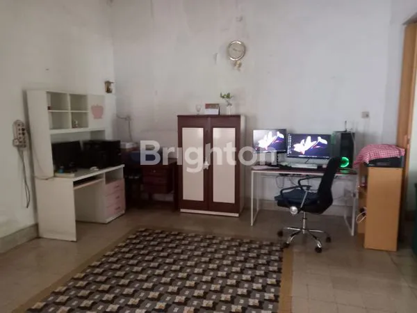 image RUMAH SURABAYA PUSAT NON FURNISHED (5)