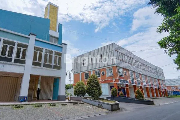 image RUKO 3 LANTAI DI RAYA SAWOJAJAR KOTA MALANG (5)