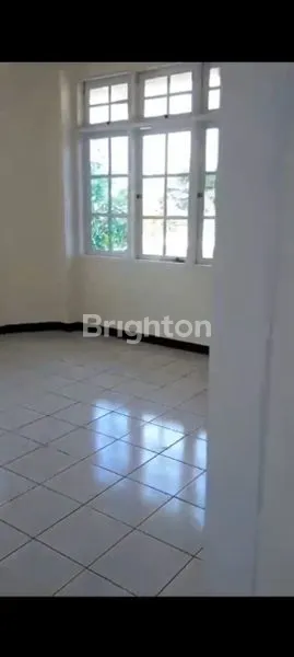 image RUMAH 2 LANTAI DI MARGOREJO INDAH DIJUAL (4)