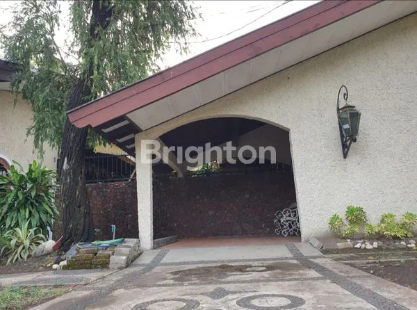 image RUMAH SIAP HUNI DI JEMURSARI, SURABAYA (5)