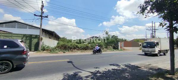 image TANAH LUAS O JALAN RAYA AKSES TRONTON-CONTAINER-TRUCK  MOJOTENGAH COCOK UNTUK GUDANG-RUANG USAHA LUAS MENGANTI GRESIK (1)