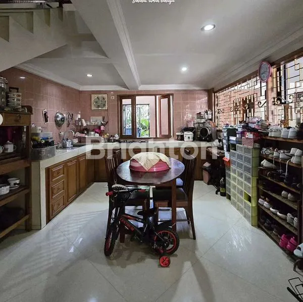 image RUMAH CANTIK STRATEGIS  (2)