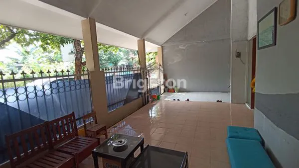 image RUMAH DI PLAMONGAN HIJAU HARGA 790 JUTA (5)