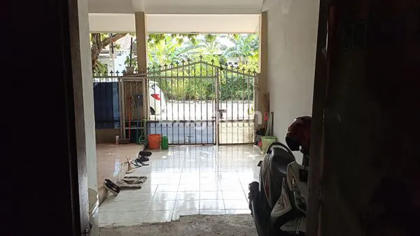 image RUMAH DI PLAMONGAN HIJAU HARGA 790 JUTA (7)