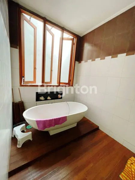 image RUMAH MURAH NAN MEWAH TERAWAT BERSIH DAN MODERN DI KAWASAN SUKASARI BANDUNG (2)