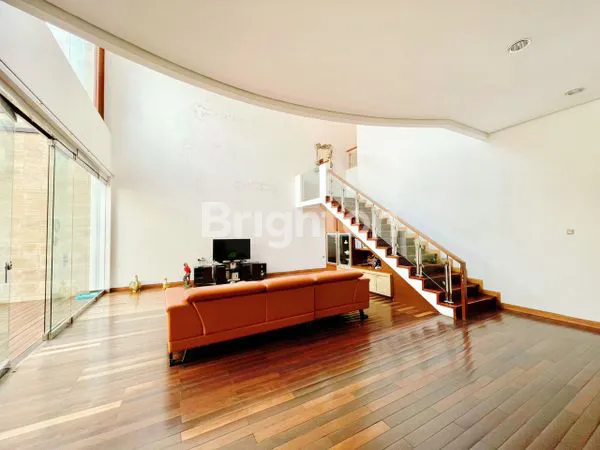 image RUMAH MURAH NAN MEWAH TERAWAT BERSIH DAN MODERN DI KAWASAN SUKASARI BANDUNG (1)