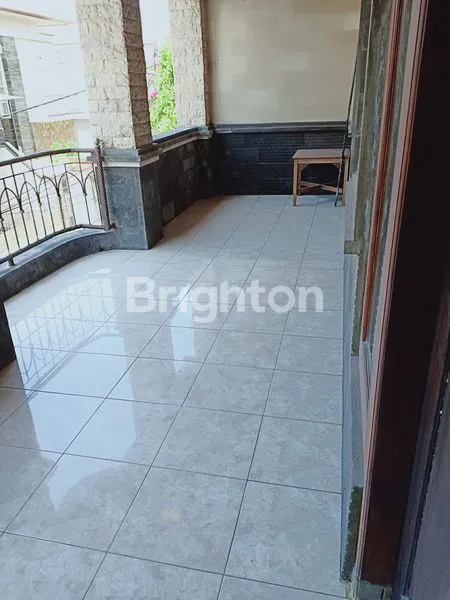 image RUMAH MODERN ONE GATE DENPASAR SELATAN (4)